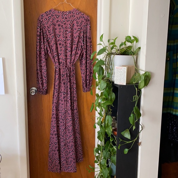 Need dress size small new with tag - Picture 3 of 11